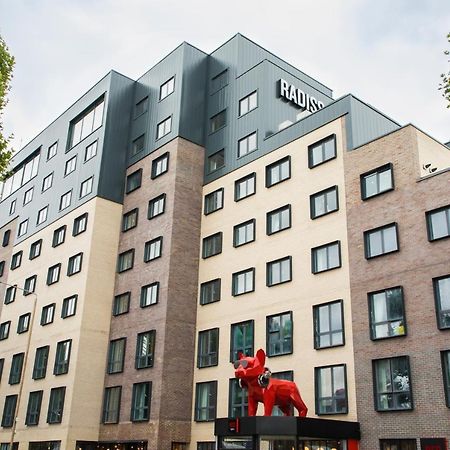 Radisson Red London Greenwich The O2 Kültér fotó